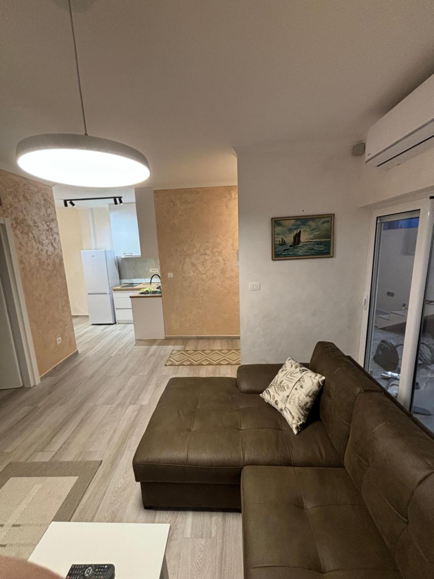 Petar Apartment Ποντγορίτσα Εξωτερικό φωτογραφία