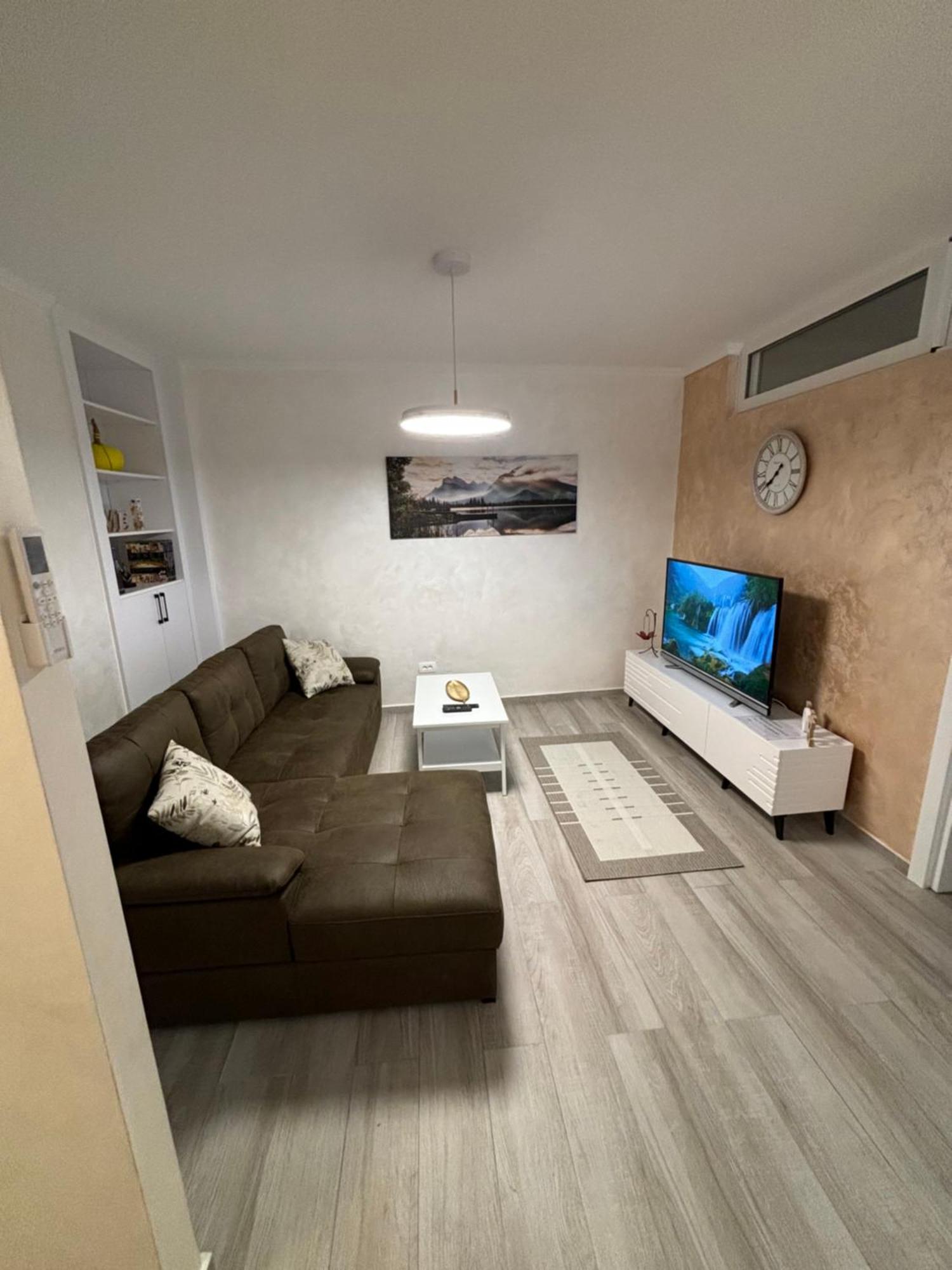 Petar Apartment Ποντγορίτσα Εξωτερικό φωτογραφία
